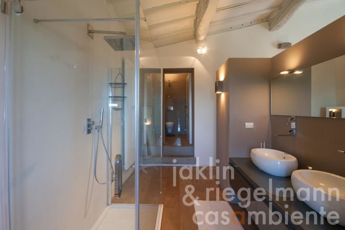 Image No.45-3 Bed Villa for sale