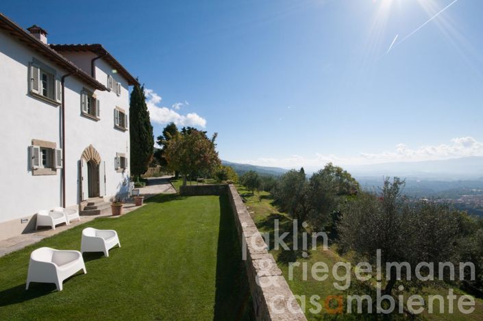 Image No.9-3 Bed Villa for sale