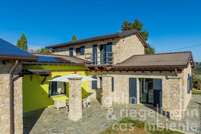 Image No.13-3 Bed Country House for sale