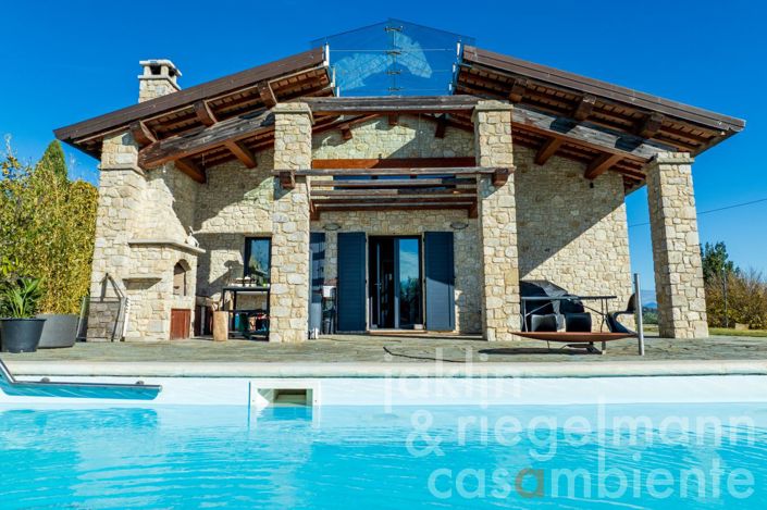 Image No.15-3 Bed Country House for sale