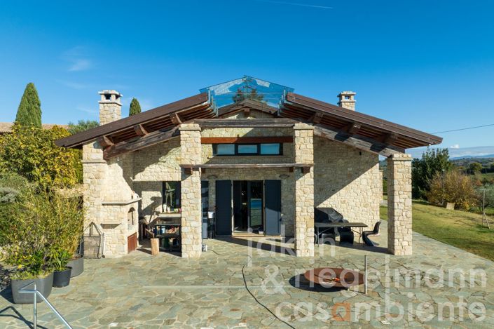 Image No.16-3 Bed Country House for sale