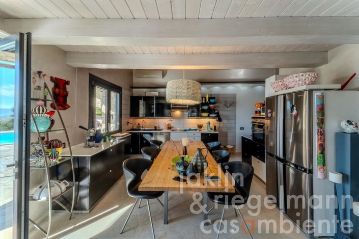 Image No.26-3 Bed Country House for sale