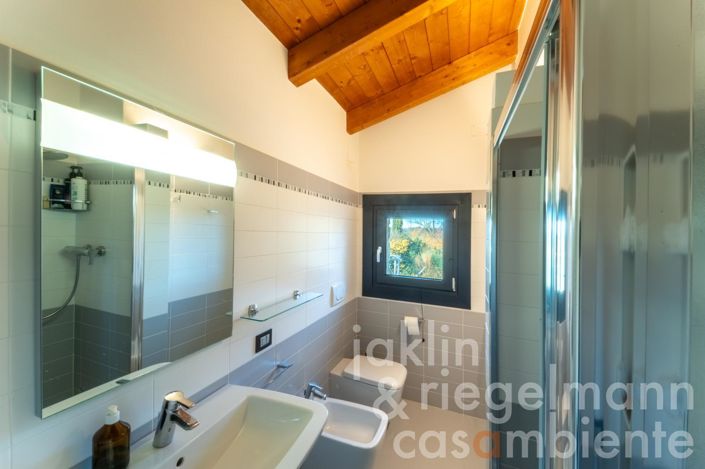 Image No.45-3 Bed Country House for sale