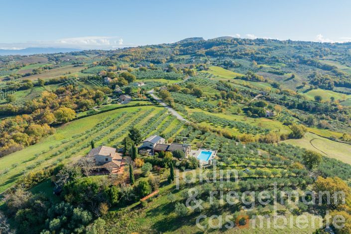 Image No.6-3 Bed Country House for sale