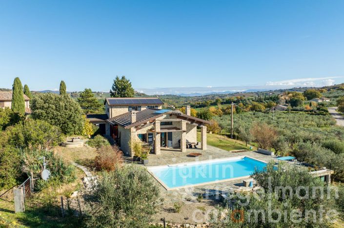 Image No.8-3 Bed Country House for sale