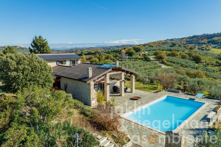 Image No.10-3 Bed Country House for sale