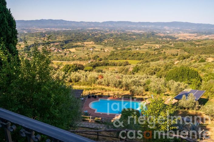 Image No.25-6 Bed Farmhouse for sale