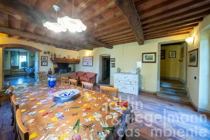 Image No.33-6 Bed Farmhouse for sale