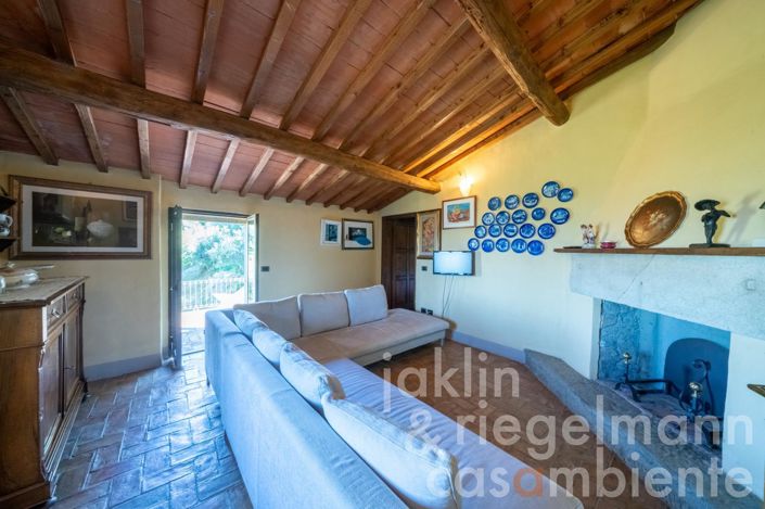 Image No.38-6 Bed Farmhouse for sale