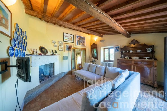 Image No.40-6 Bed Farmhouse for sale