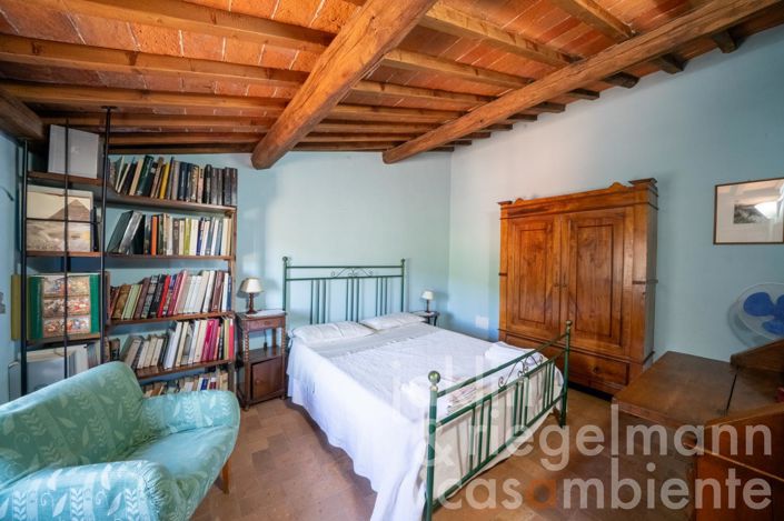 Image No.41-6 Bed Farmhouse for sale