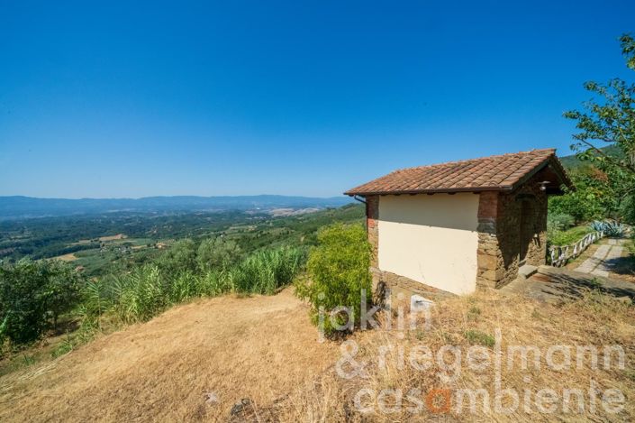 Image No.58-6 Bed Farmhouse for sale