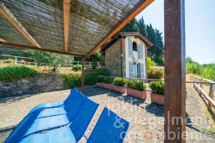 Image No.60-6 Bed Farmhouse for sale