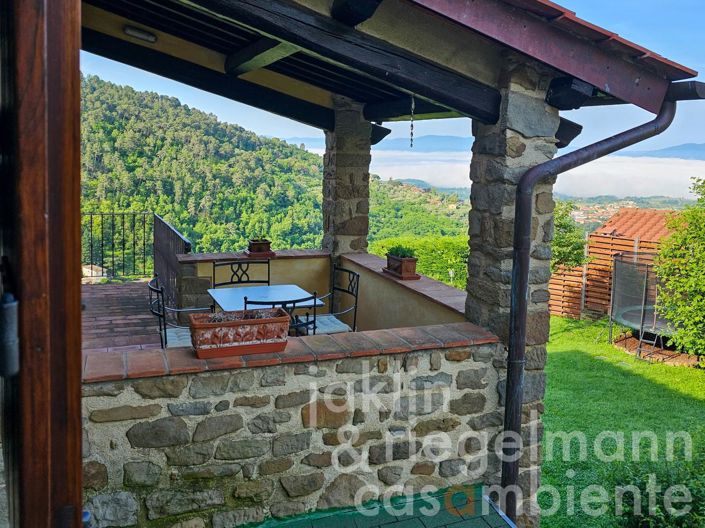 Image No.10-3 Bed Country House for sale