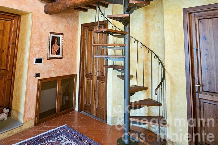 Image No.24-3 Bed Country House for sale