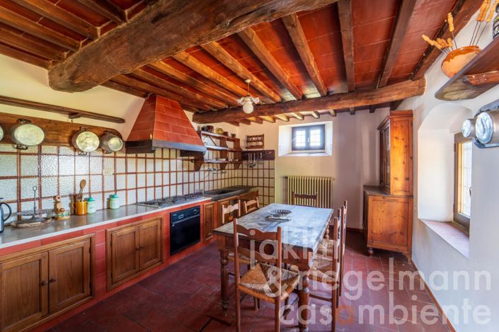 Image No.11-Maison de campagne de 5 chambres à vendre à Reggello