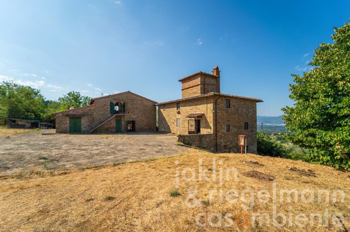 Image No.2-5 Bed Country House for sale