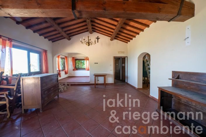 Image No.25-5 Bed Country House for sale