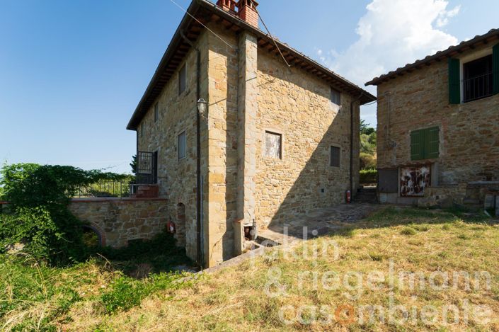 Image No.6-5 Bed Country House for sale