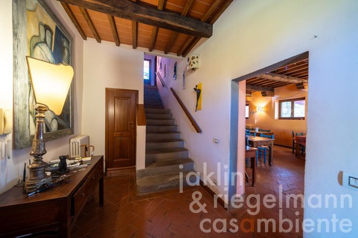 Image No.24-6 Bed Country House for sale