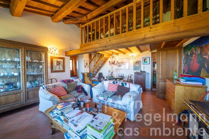 Image No.43-6 Bed Country House for sale