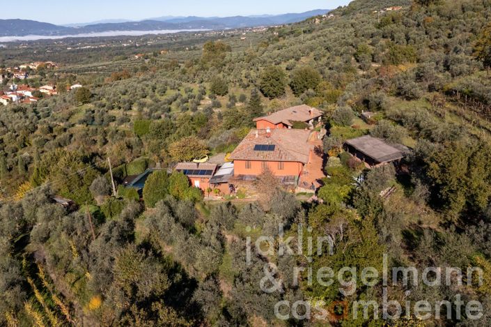 Image No.5-6 Bed Country House for sale