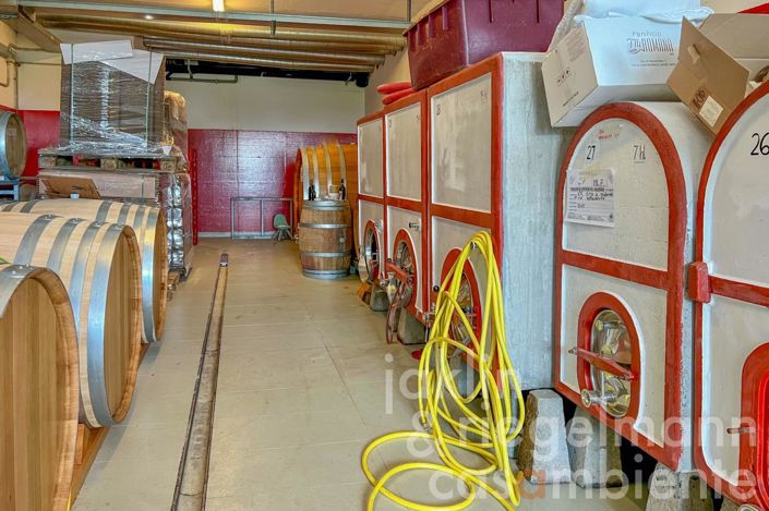 Image No.47-8 Bed House for sale