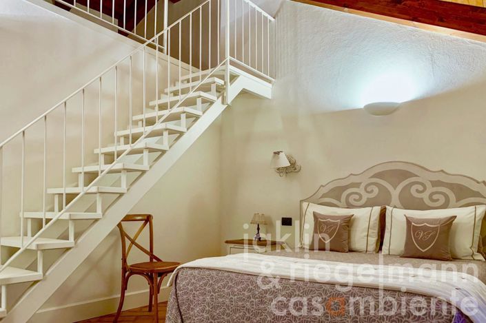 Image No.16-7 Bed Villa for sale