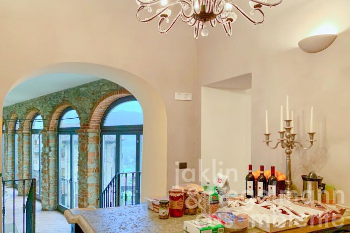 Image No.27-7 Bed Villa for sale