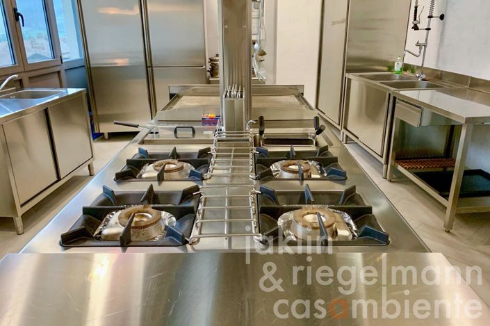 Image No.30-7 Bed Villa for sale