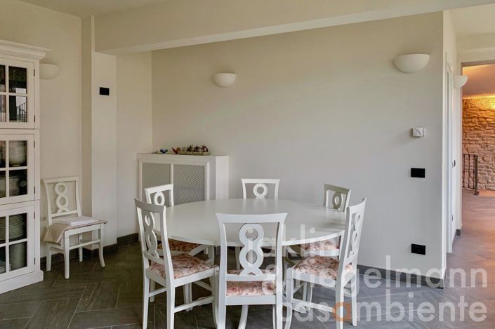 Image No.31-7 Bed Villa for sale