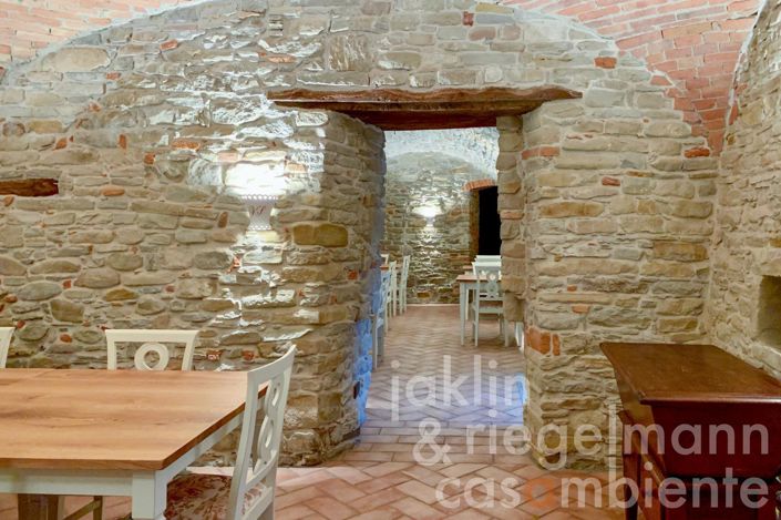 Image No.34-7 Bed Villa for sale