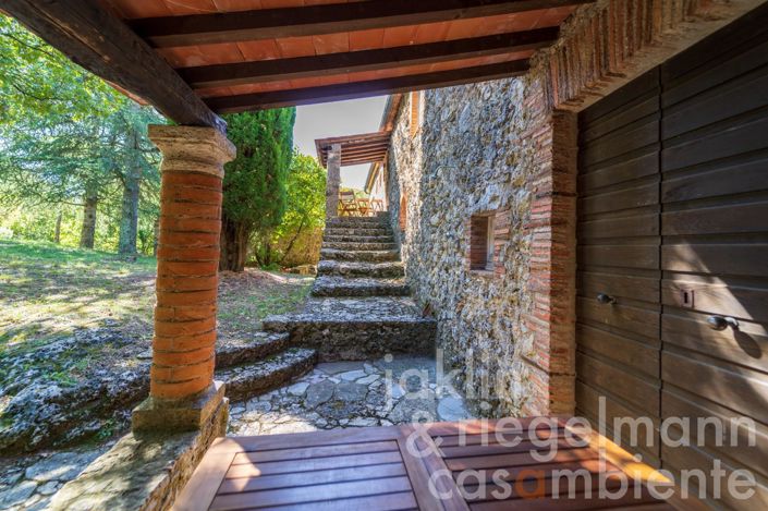 Image No.19-3 Bed Country House for sale