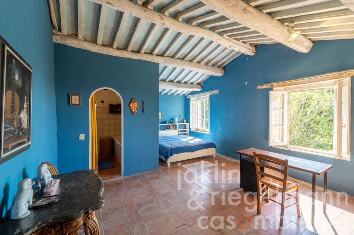 Image No.32-3 Bed Country House for sale