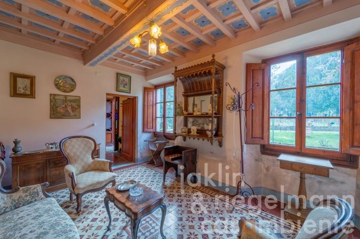 Image No.13-7 Bed Villa for sale