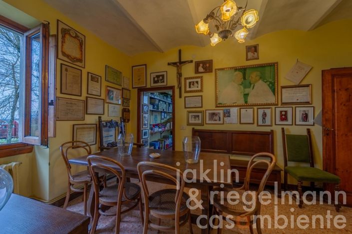 Image No.23-7 Bed Villa for sale