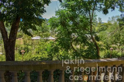 69b449868cbf8m3662113