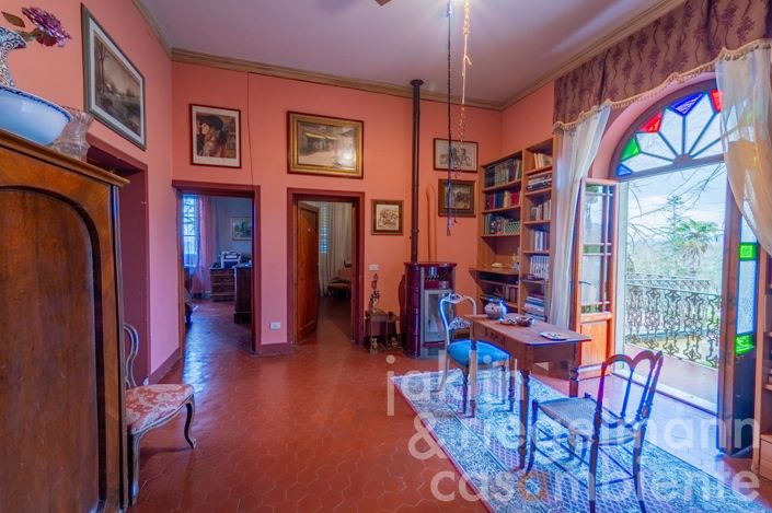 Image No.31-7 Bed Villa for sale