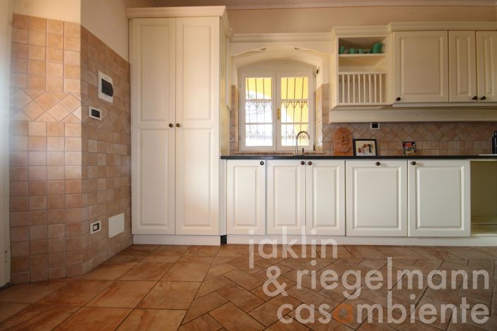 Image No.15-Maison de campagne de 4 chambres à vendre à Campiglia Marittima