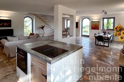 69c2b5455a71dm367025