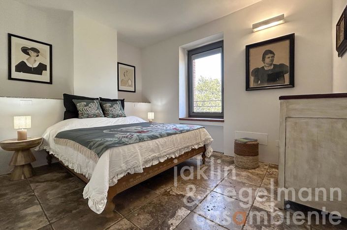 Image No.29-3 Bed Country House for sale