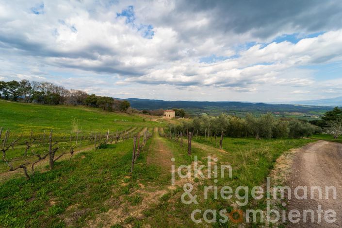 Image No.11-3 Bed Country House for sale