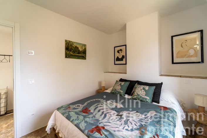 Image No.44-3 Bed Country House for sale