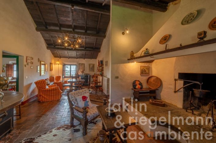 Image No.27-Maison de campagne de 19 chambres à vendre à Castelfranco di Sopra