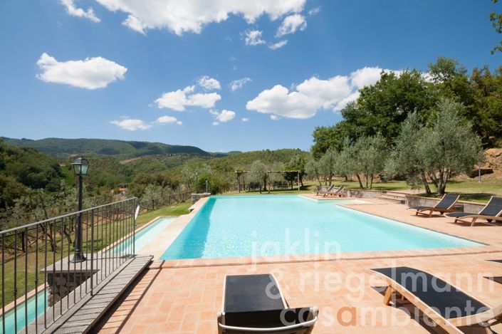 Image No.13-9 Bed Villa for sale