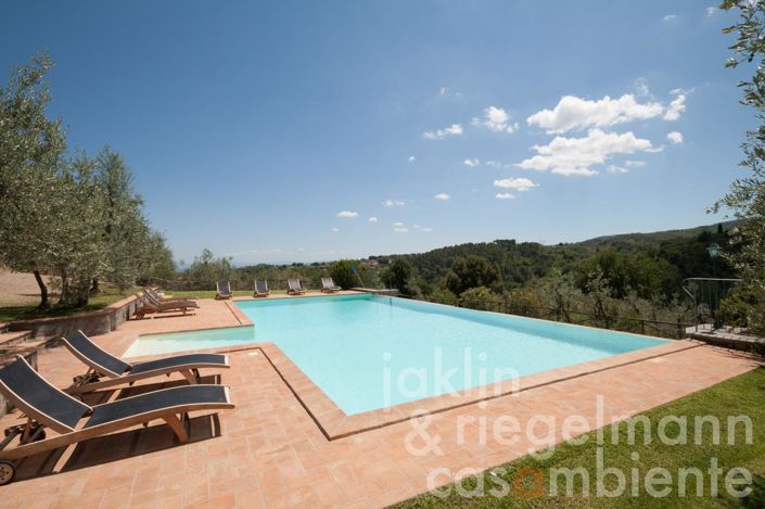 Image No.14-9 Bed Villa for sale