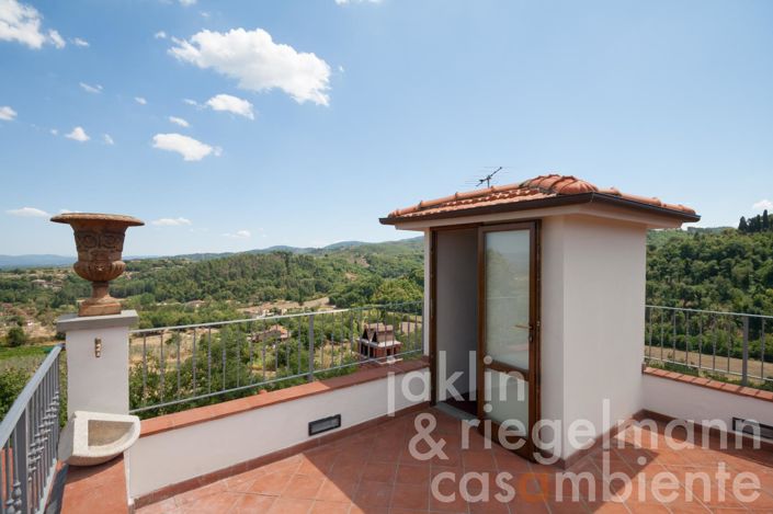 Image No.35-9 Bed Villa for sale