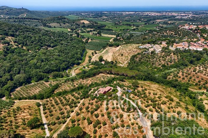 Image No.10-3 Bed Country House for sale