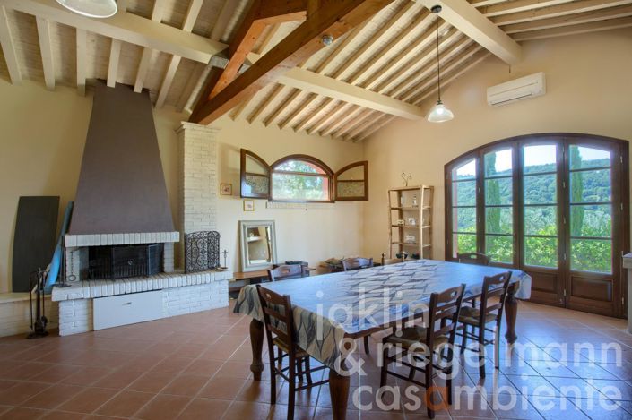 Image No.12-3 Bed Country House for sale