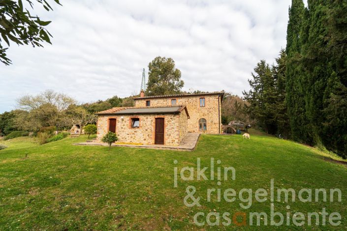 Image No.11-3 Bed Country House for sale